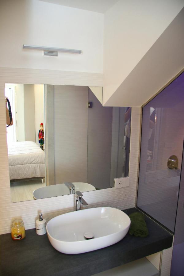 En Suite Bedroom Blue Moon Piano di Sorrento Buitenkant foto