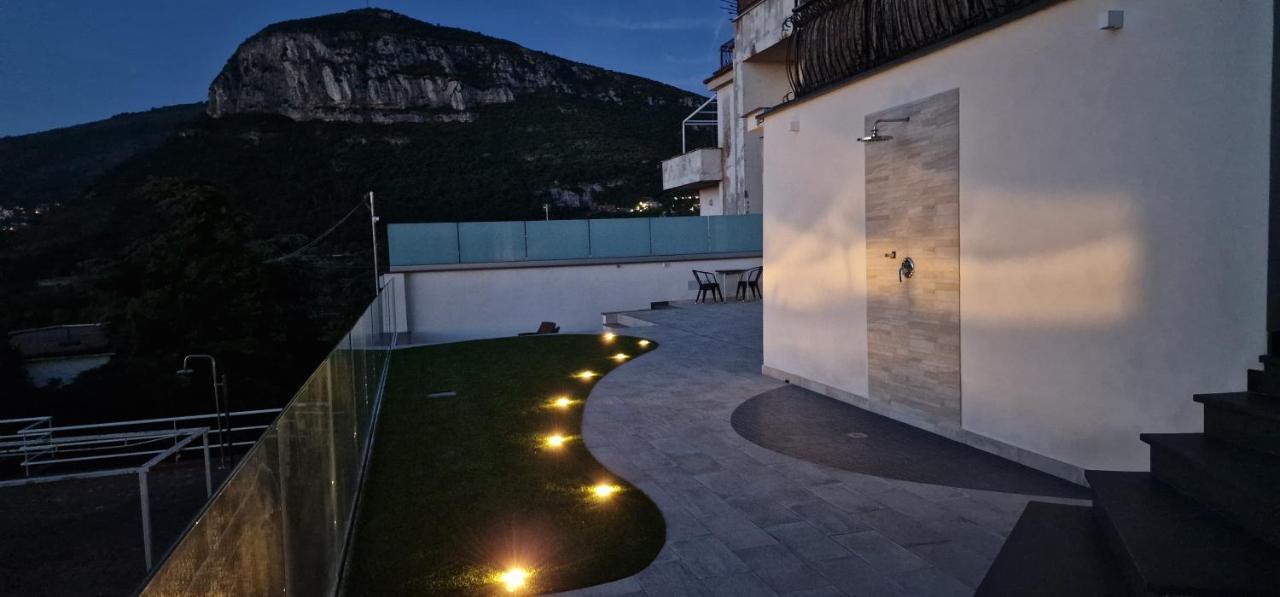 En Suite Bedroom Blue Moon Piano di Sorrento Buitenkant foto